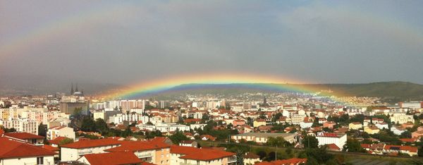 Arcs-en-ciel-clermont-cath%C3%A9drale-6.jpg